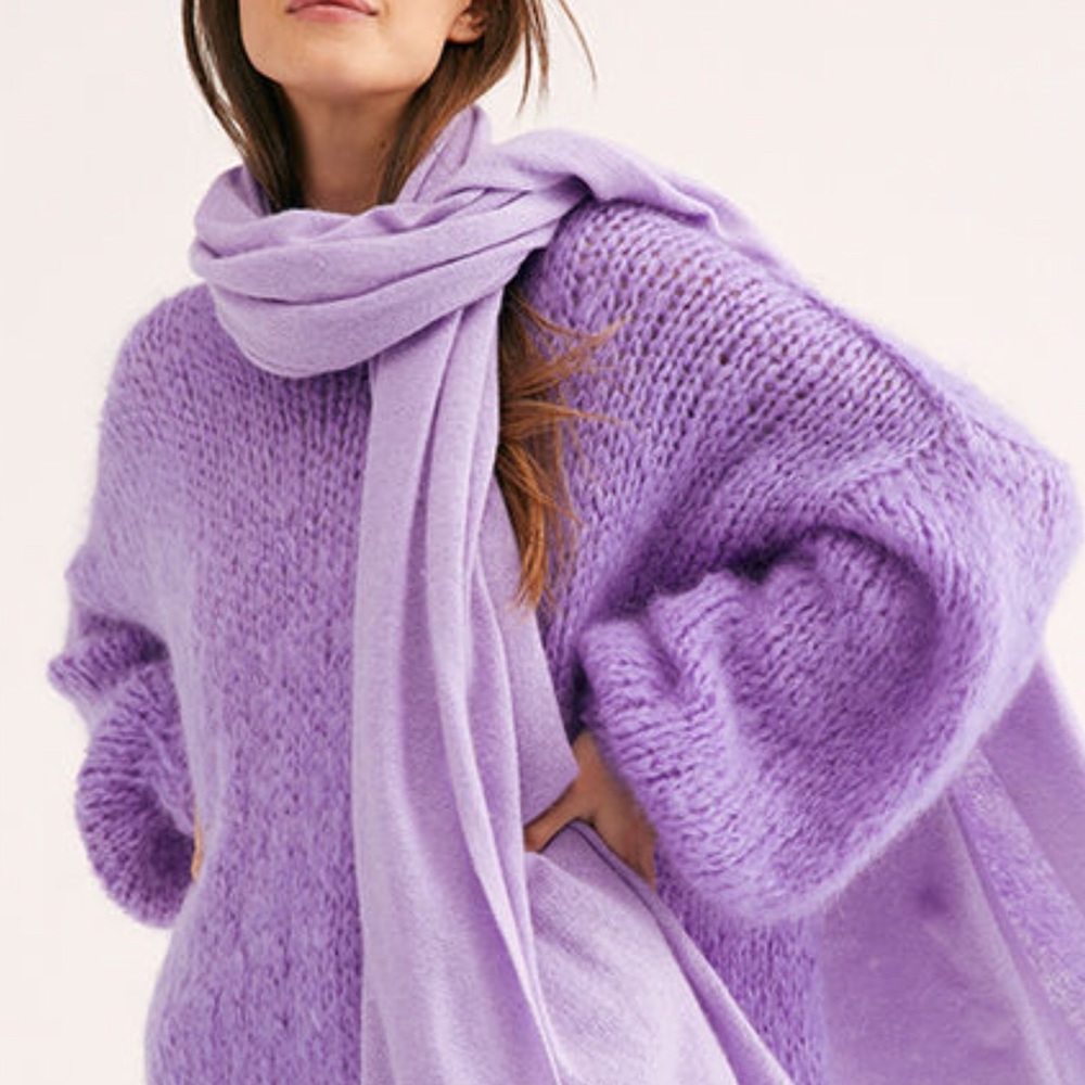 ISO FREE PEOPLE “Bubblegum” mohair pullover